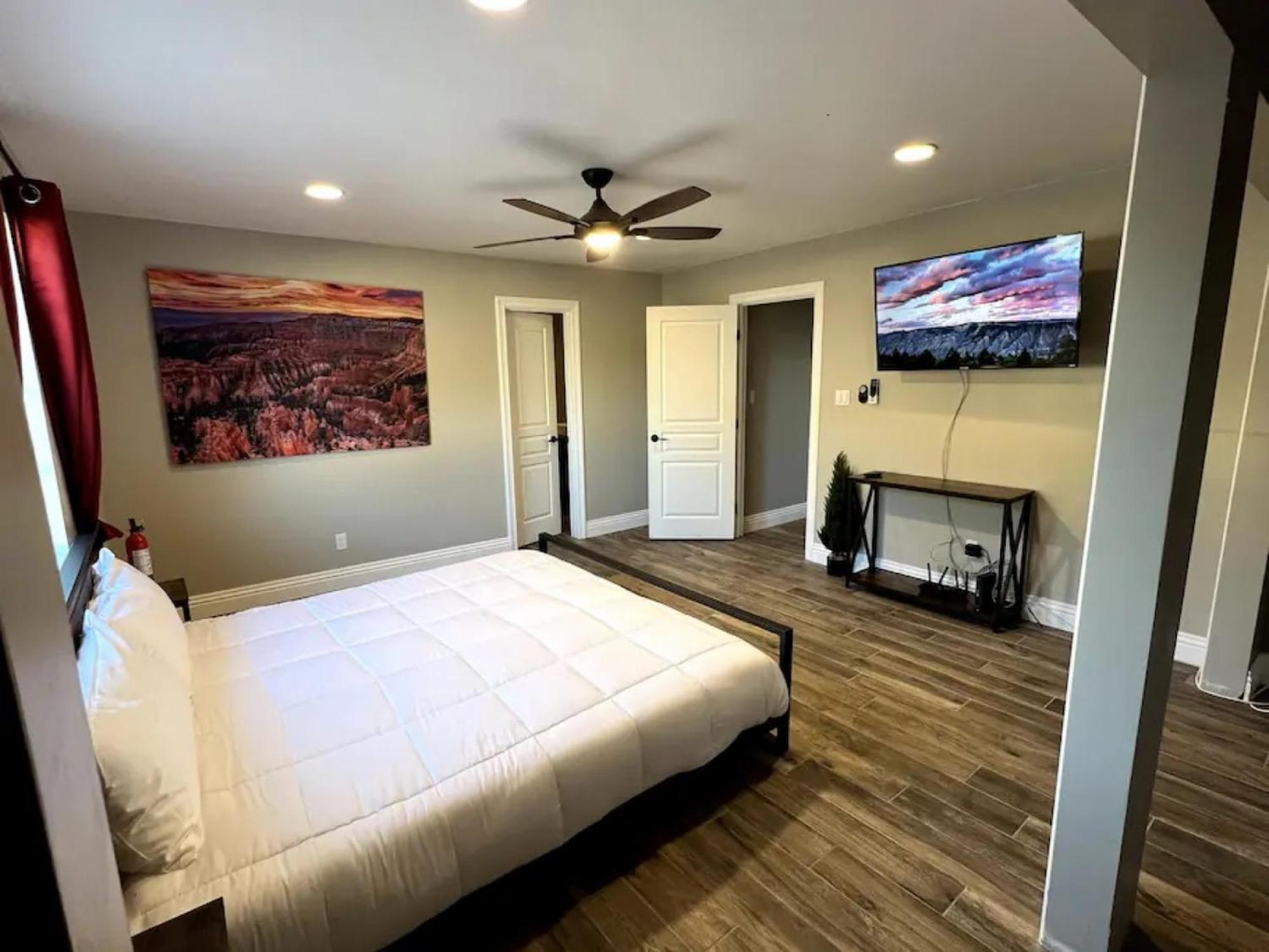 Lux Private Home - Pool, Billiards, 8 Smart Tvs, Board Games, Cotton Bedding - The Stone Sanctuary At Mccullough Hills Trailhead Las Vegas Dış mekan fotoğraf