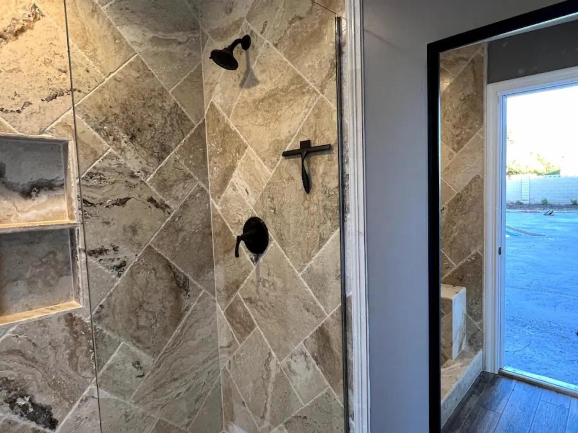 Lux Private Home - Pool, Billiards, 8 Smart Tvs, Board Games, Cotton Bedding - The Stone Sanctuary At Mccullough Hills Trailhead Las Vegas Dış mekan fotoğraf