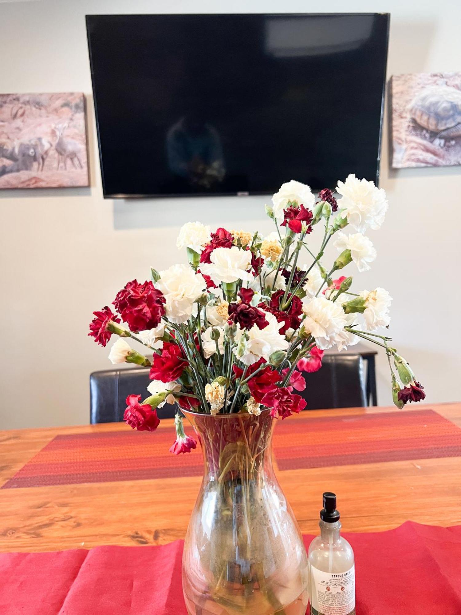 Lux Private Home - Pool, Billiards, 8 Smart Tvs, Board Games, Cotton Bedding - The Stone Sanctuary At Mccullough Hills Trailhead Las Vegas Dış mekan fotoğraf
